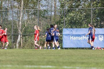 Bild 285 - wBJ Hamburger SV - Hertha BSC : Ergebnis: 5:2